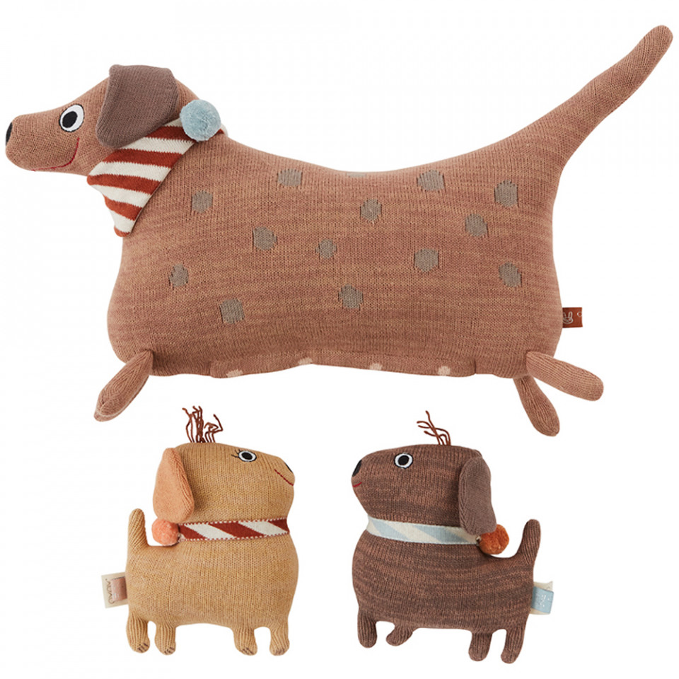 Hund med to hundehvalpe