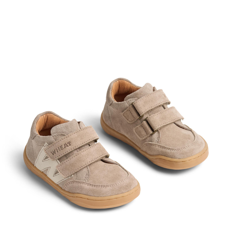 Barres barefoot sneakers